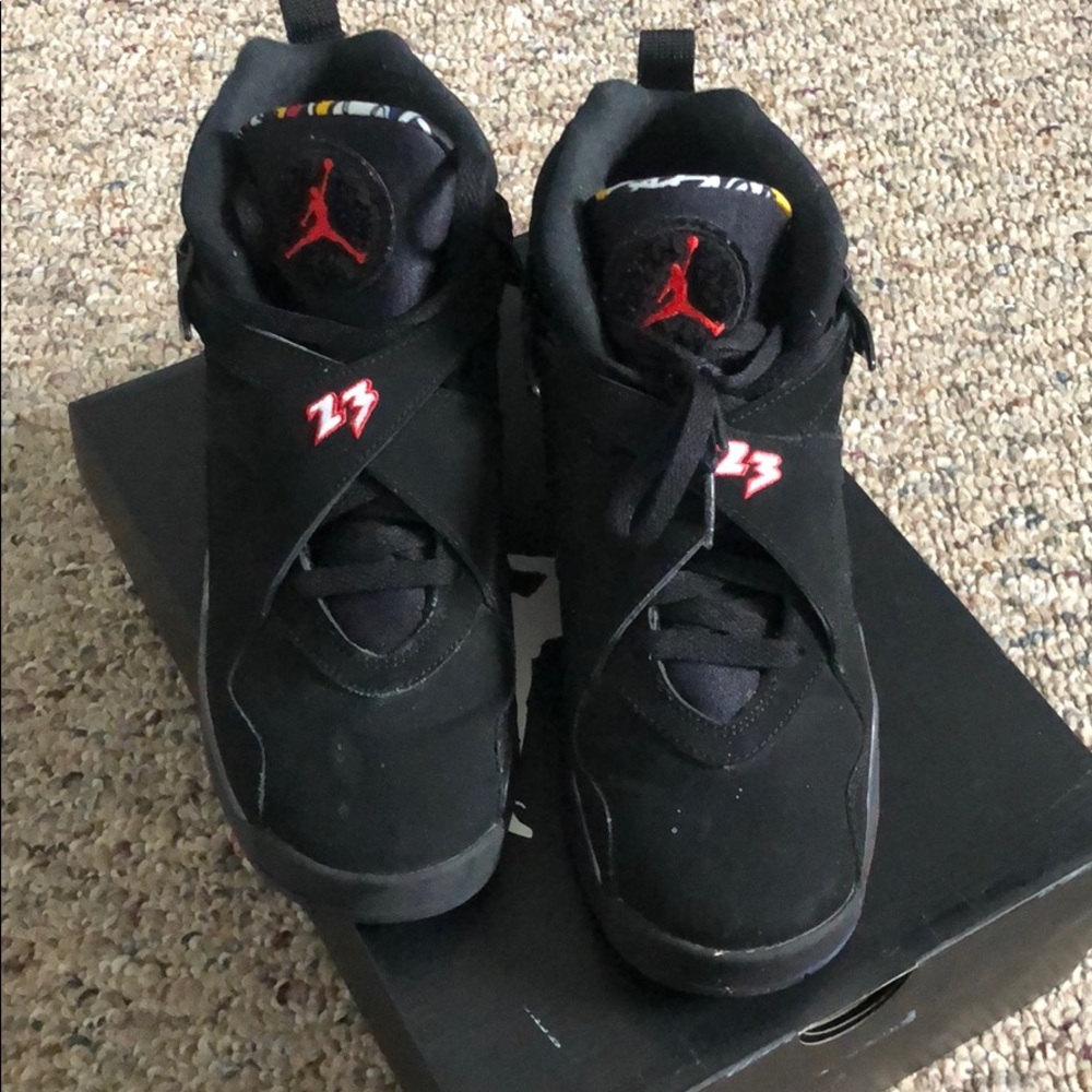 Jordan retro 8.  Size 7y boys